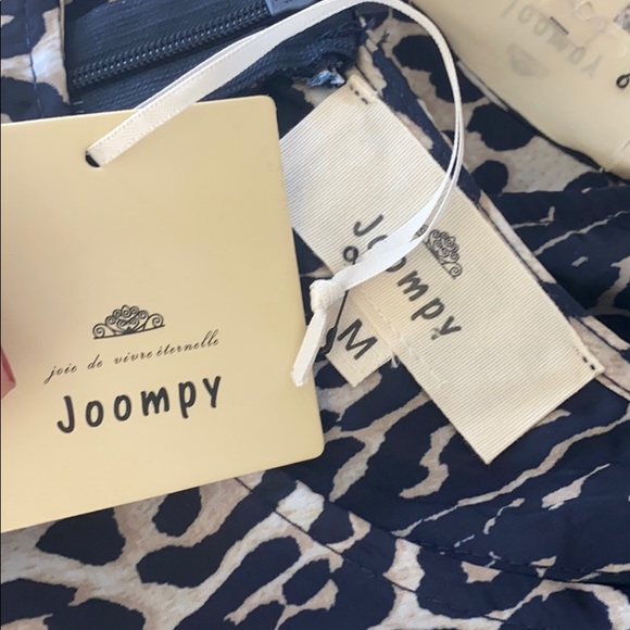 Trendy Cheetah Print/Navy blouse/ back cutouts - Picture 3 of 5